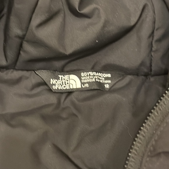 Kids’ Freedom insulated waterproof hooded jacket optic blue Large 12 NEW NWT - Picture 10 of 11